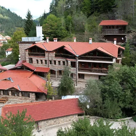 Semesteranläggning (resort) Izvorat - изворът